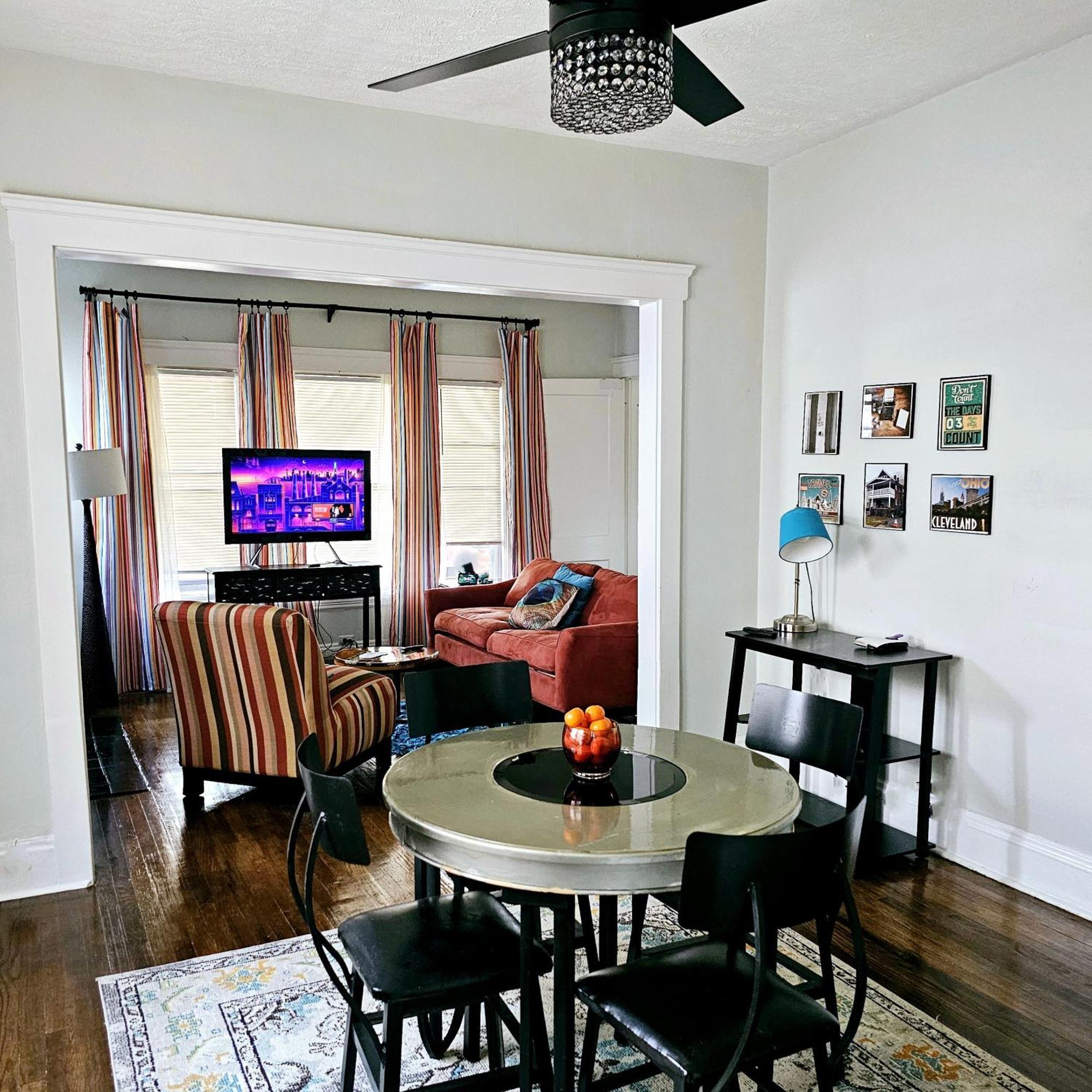 Charming! Near Cle Clinic/Uh/Cwru/Dwntwn W/Porch Villa Cleveland Exterior foto